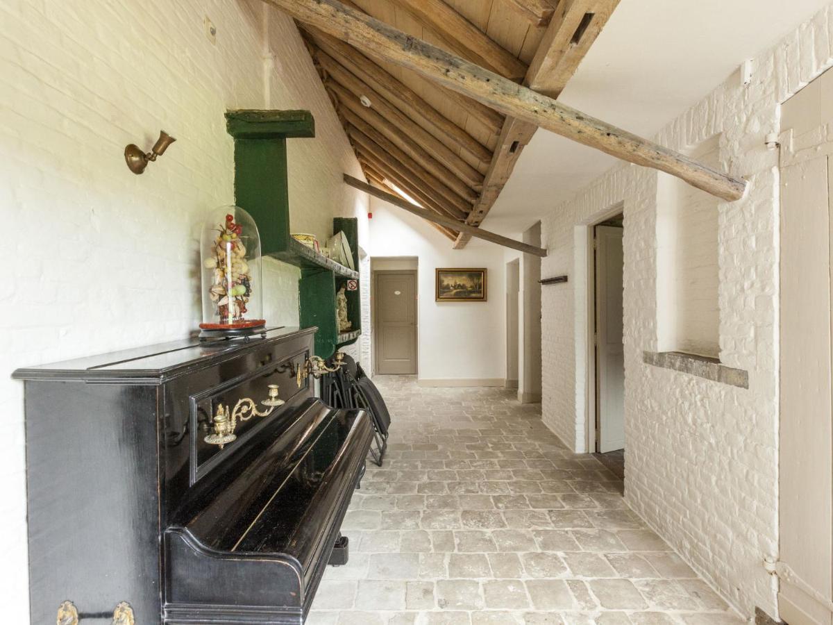 Beautiful Farmhouse In Beernem With Big Garden 外观 照片