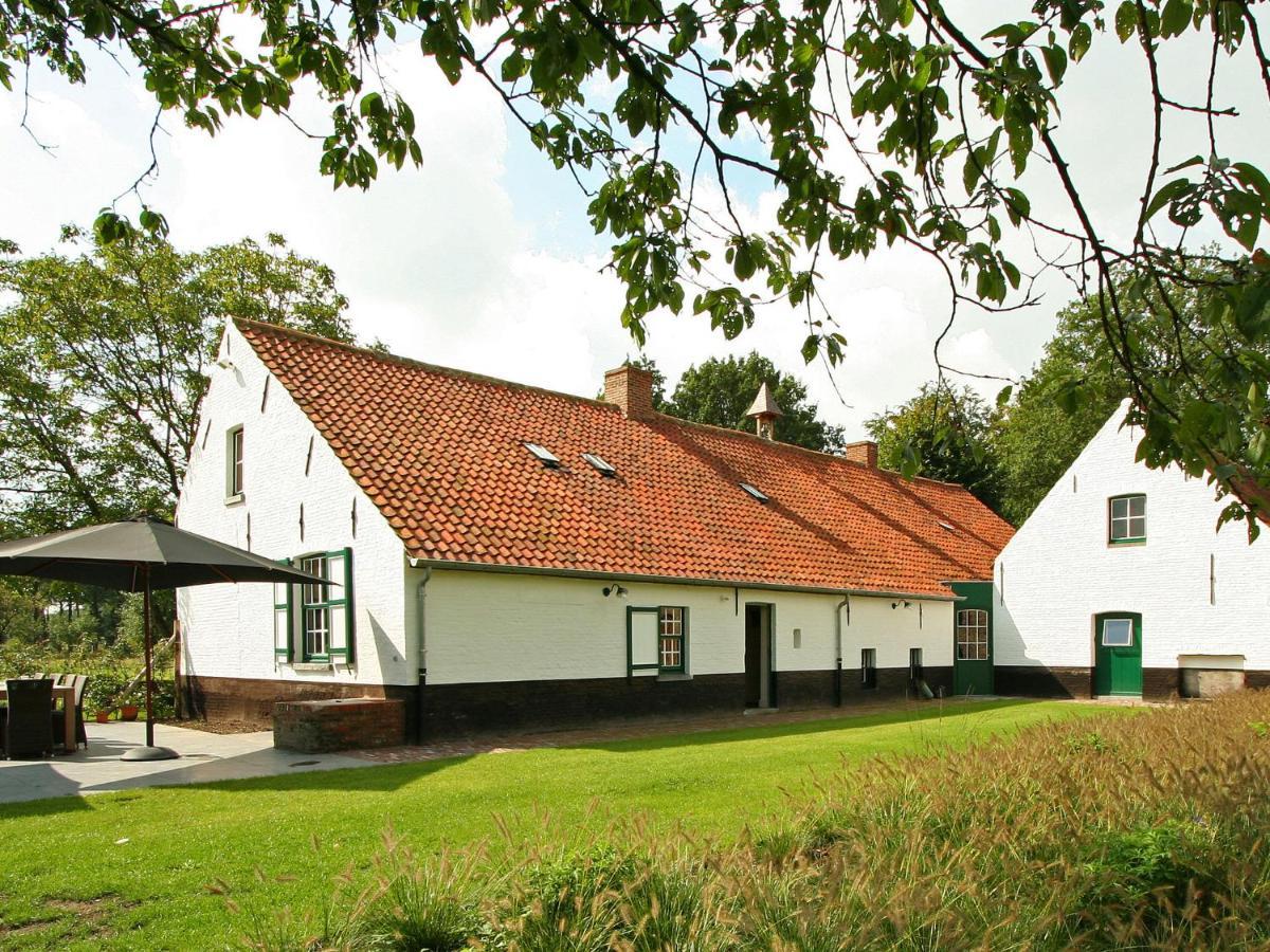 Beautiful Farmhouse In Beernem With Big Garden 外观 照片