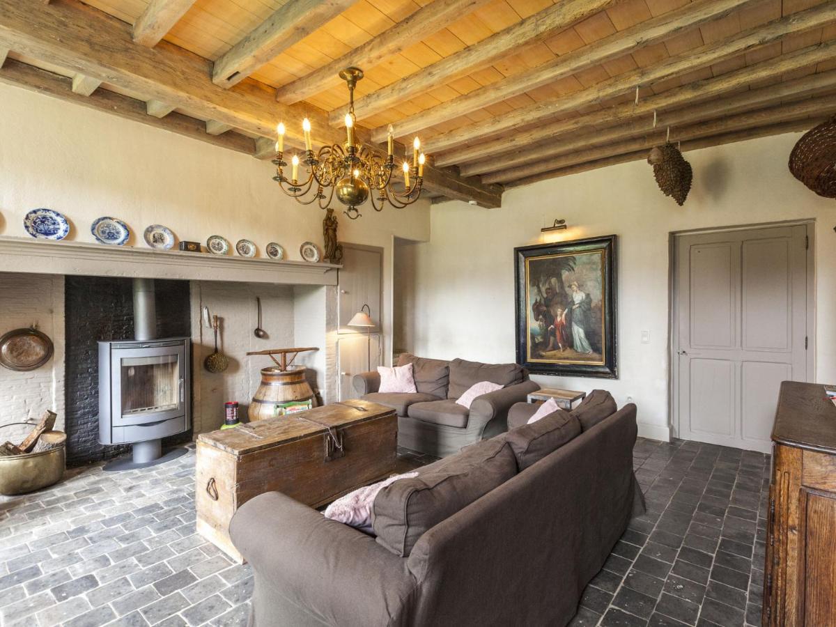 Beautiful Farmhouse In Beernem With Big Garden 外观 照片